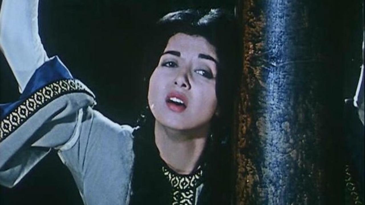 Rabea Al Adaweiah Background