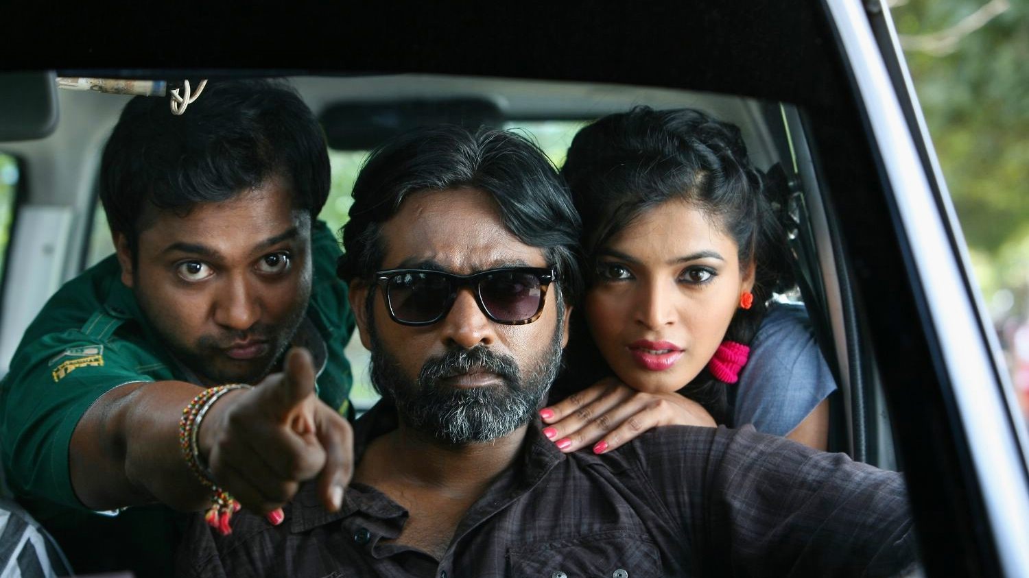 Soodhu Kavvum Background