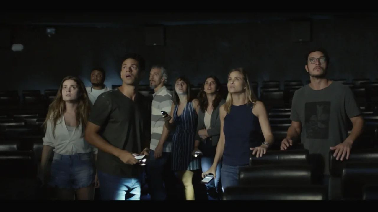 Sala Escura Background