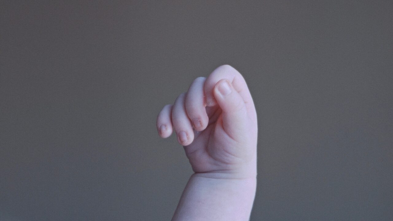 A stranger in the world Background