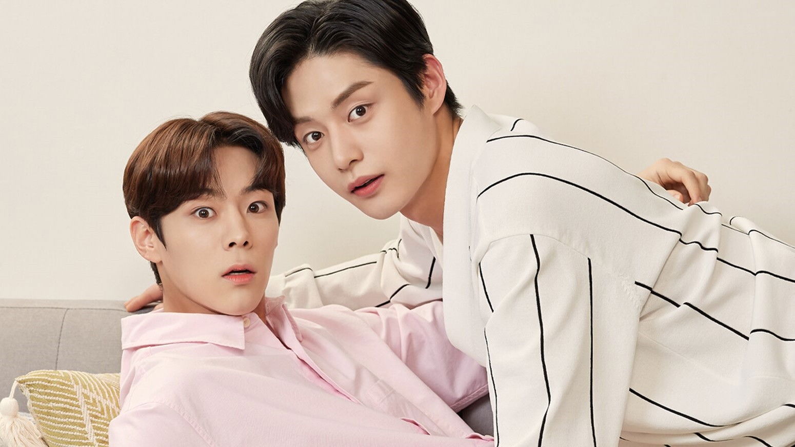 Roommates of Poongduck 304 Background