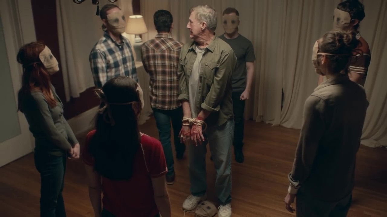 Sunny Family Cult Background