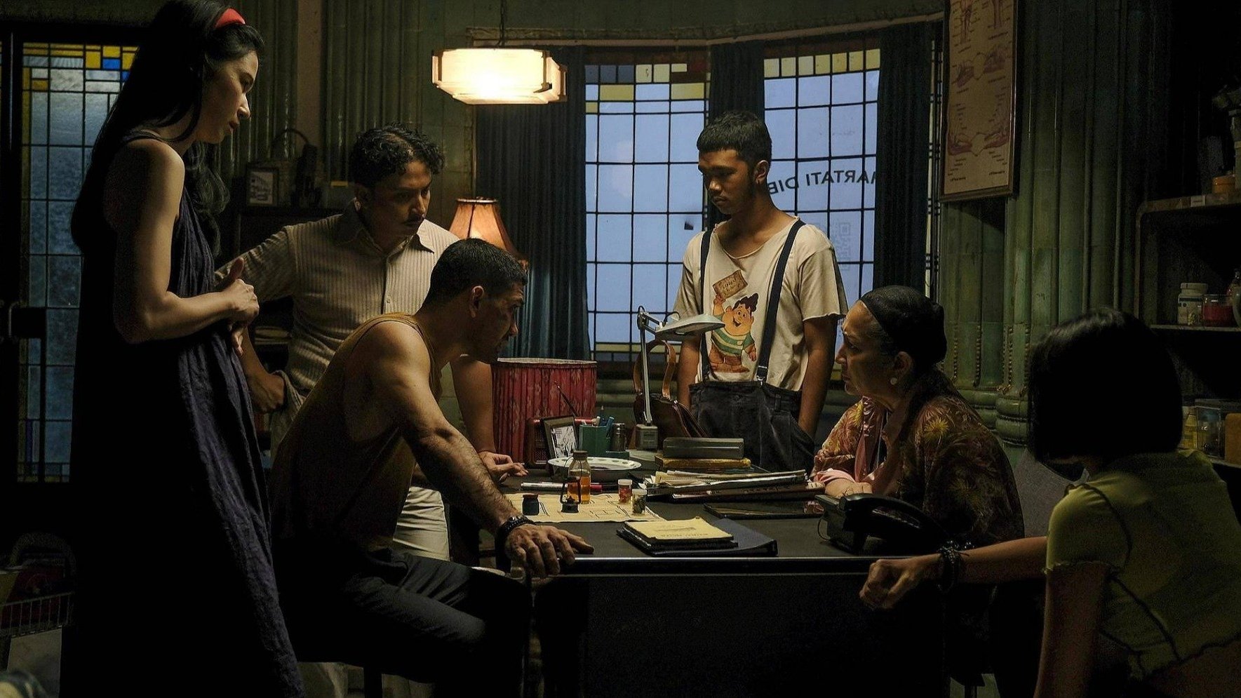 24 Hours with Gaspar Background