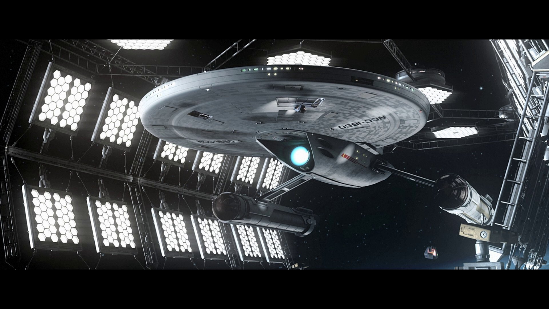Prelude to Axanar Background