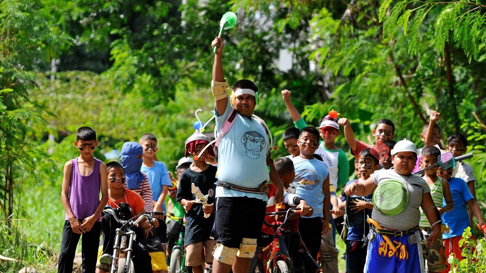 Kindergarten War Background