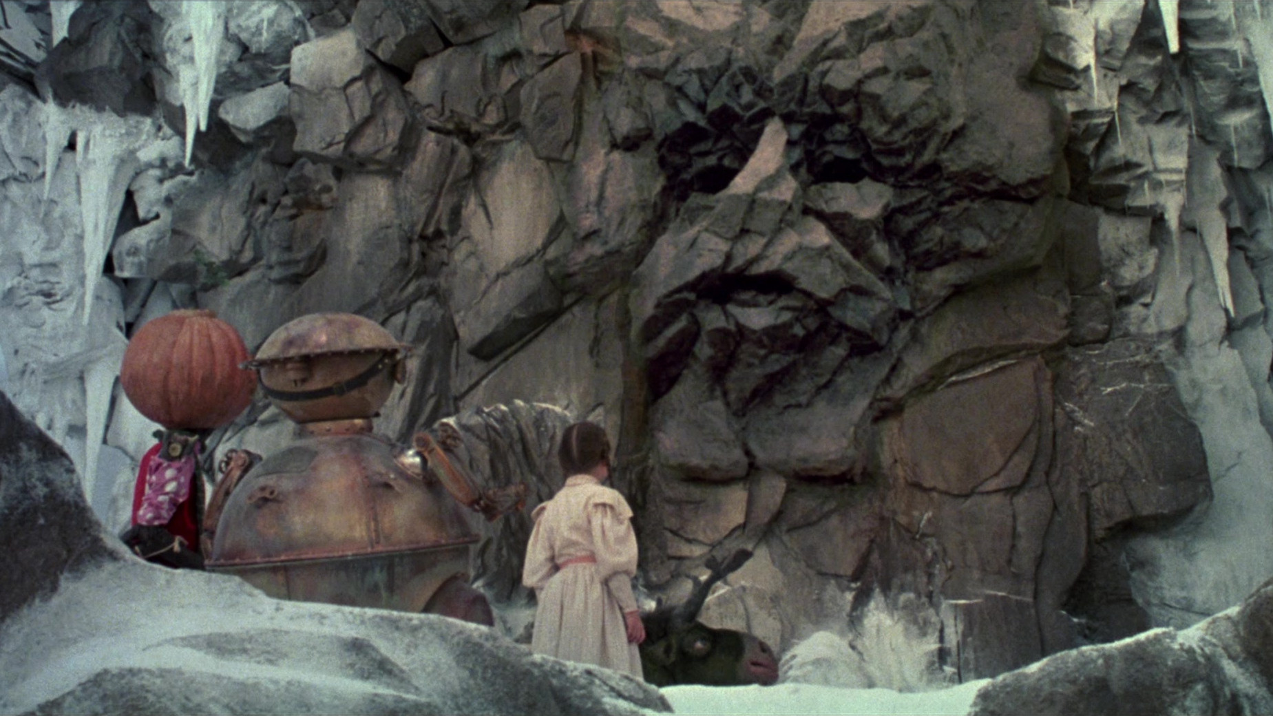 Return to Oz Background