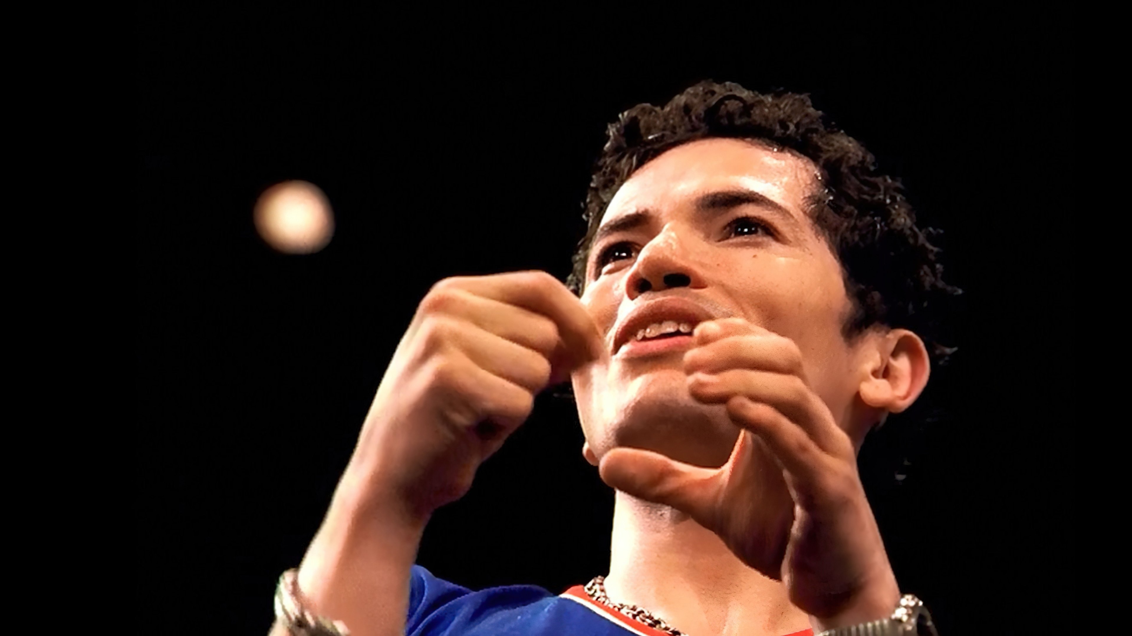 John Leguizamo: Freak Background