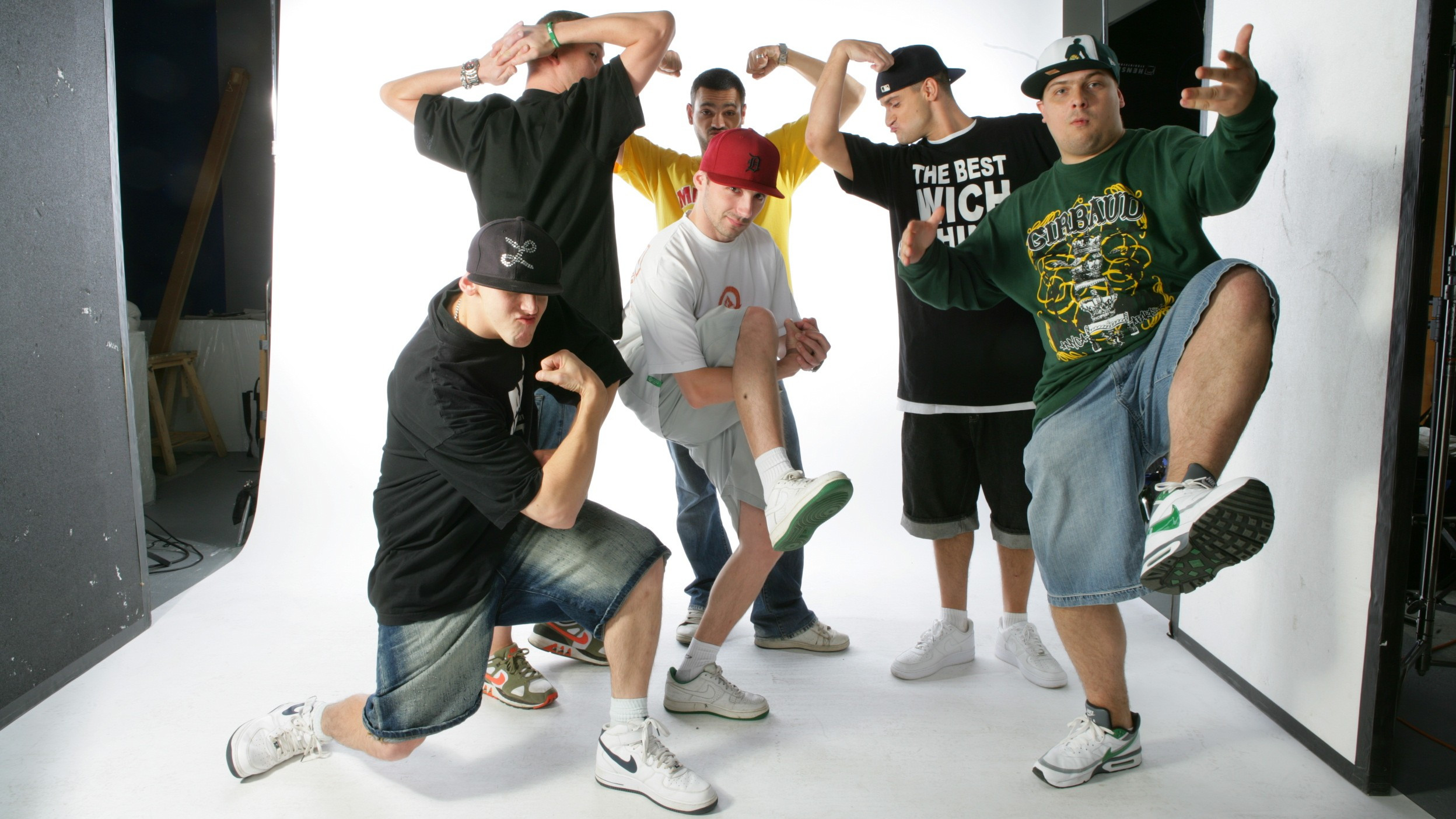 Czech RAPublic Background