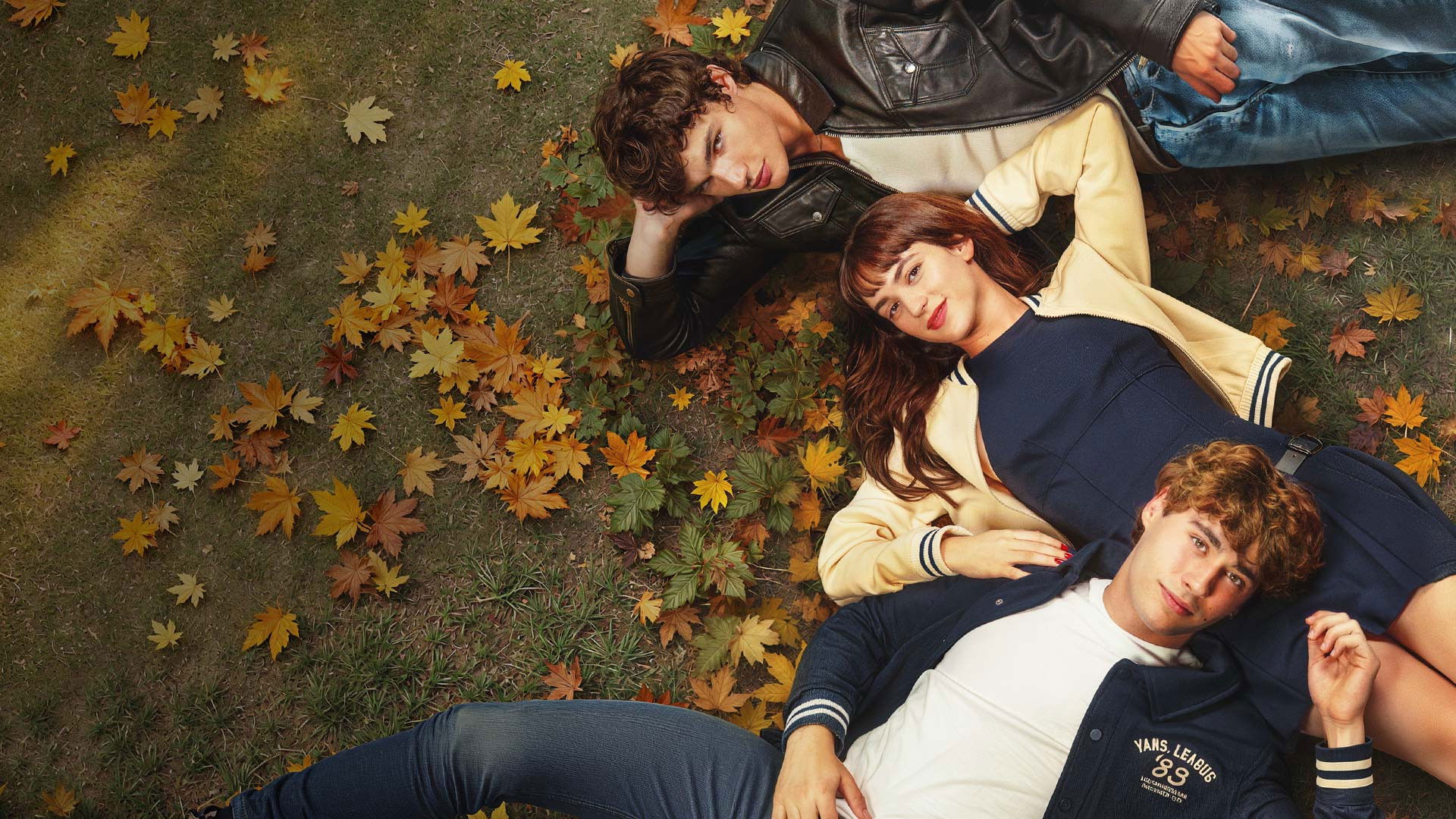 Dímelo bajito Background