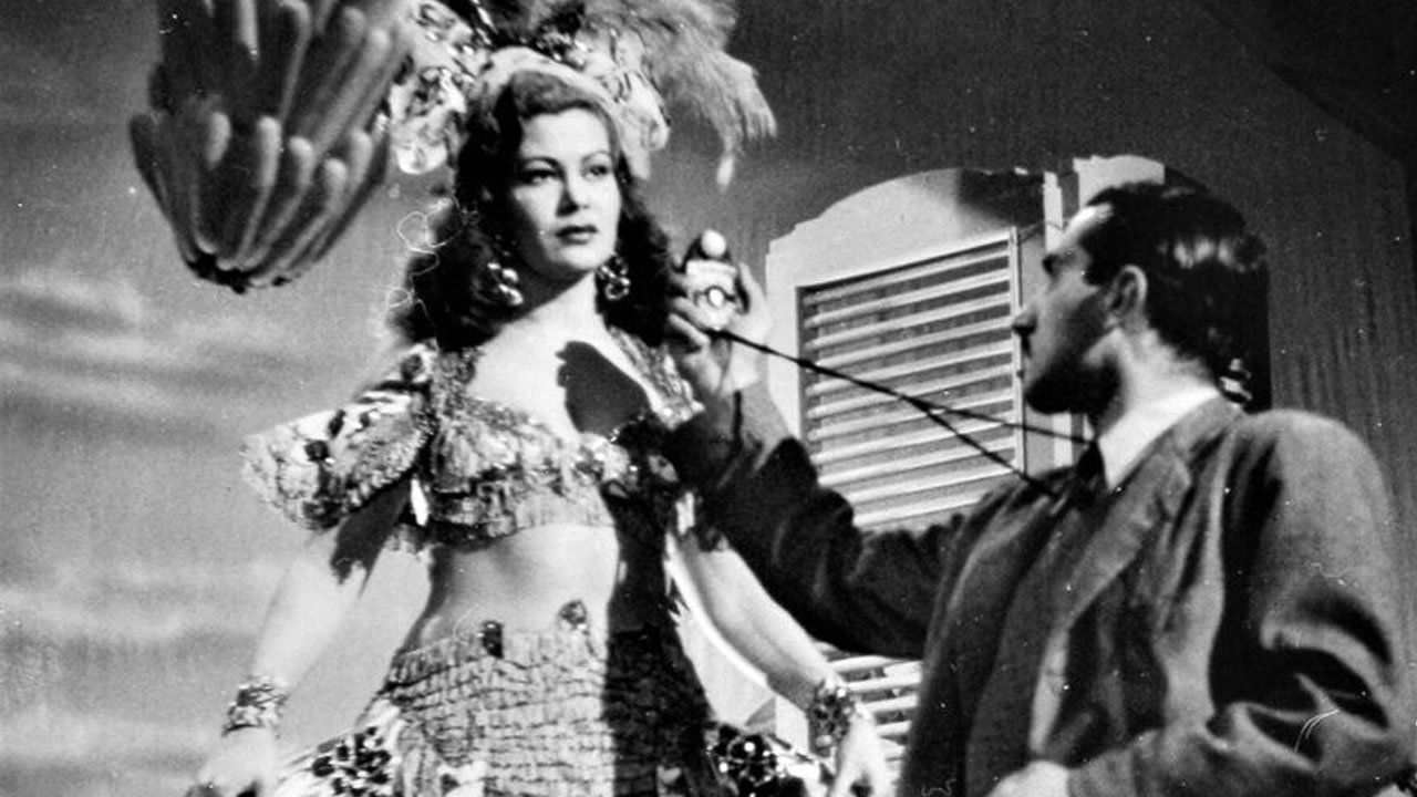 Una noche en el Ta-Ba-Rín Background