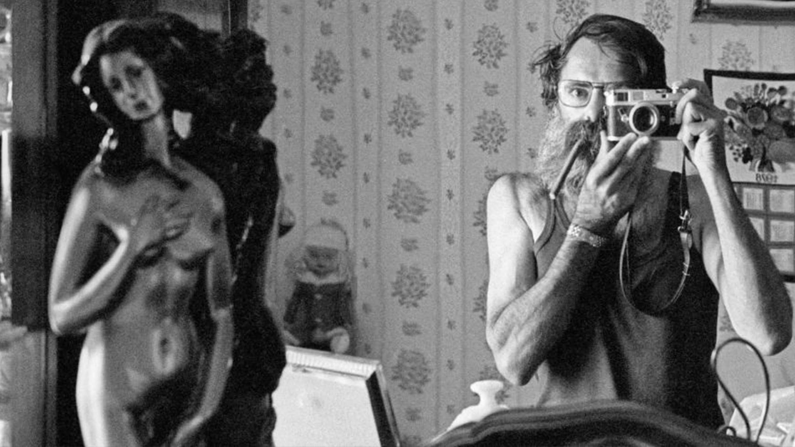 1341 Frames of Love and War Background