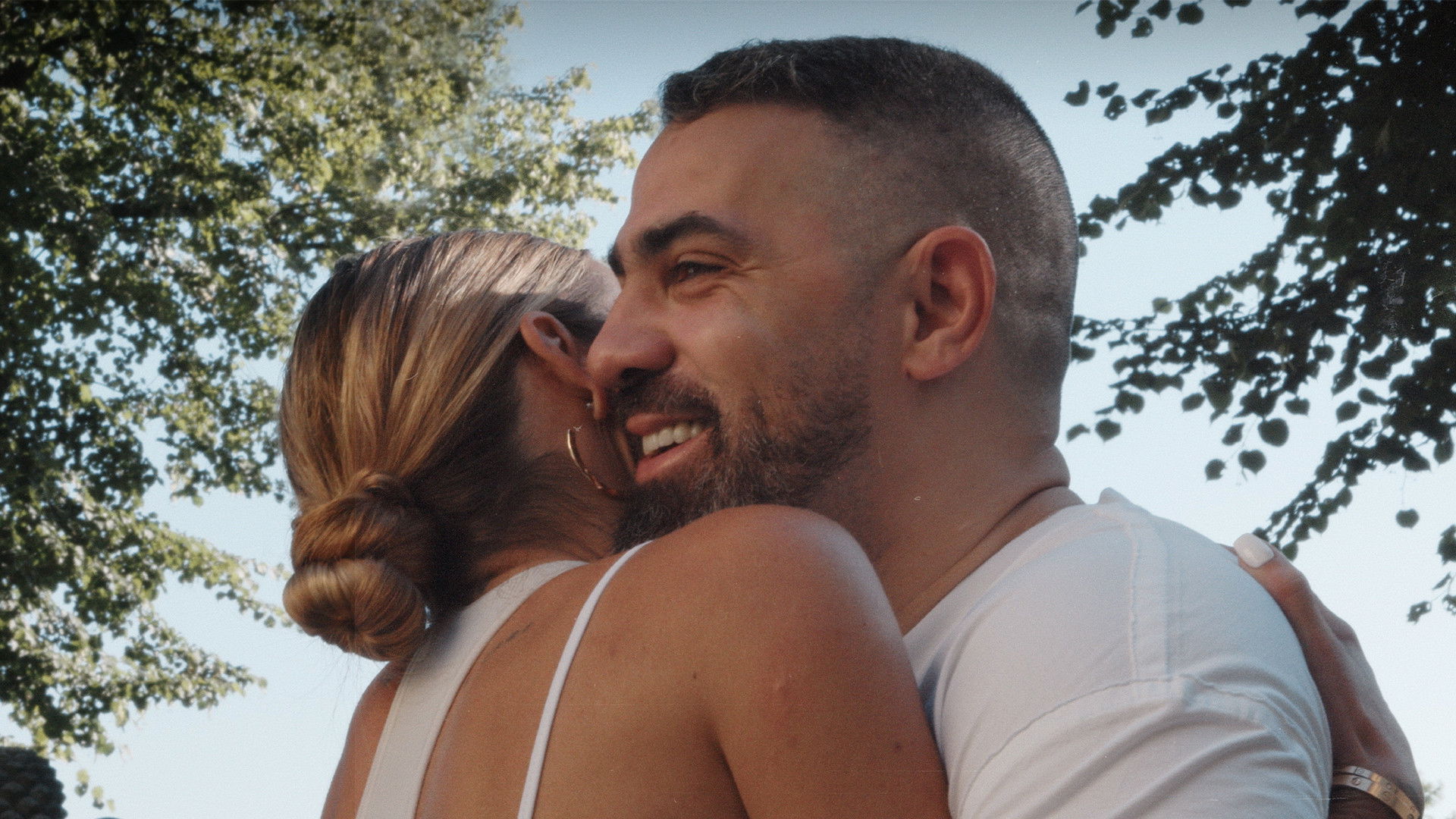 Unzensiert – Bushido's Wahrheit Background