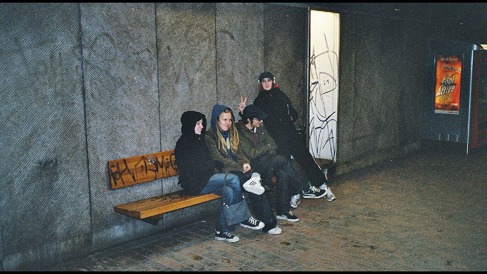 The Traffic Light Turns Blue Tomorrow Background