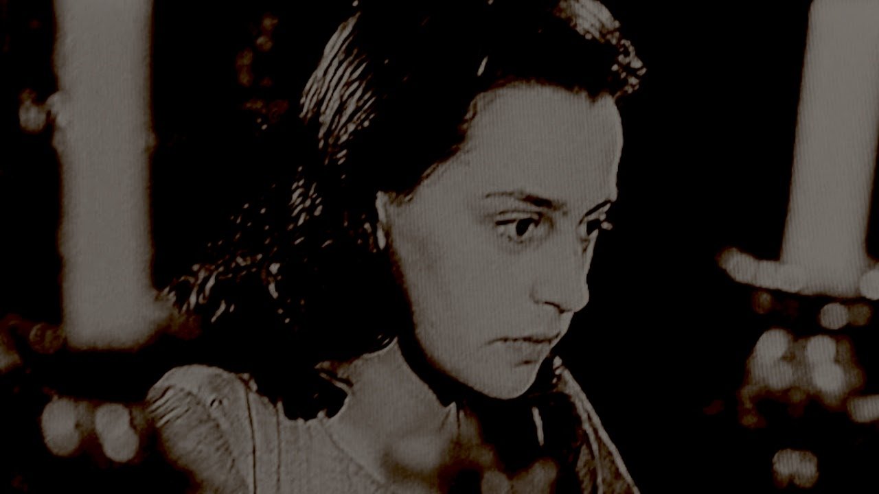 The Fall of the House of Usher Background