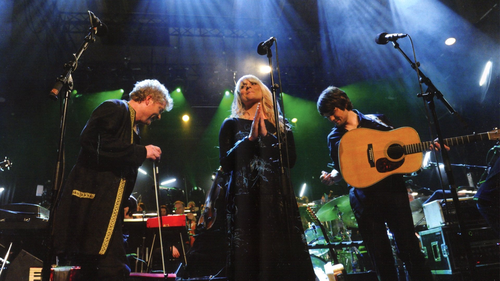 Vamp In Symphony With The Norwegian Radio Orchestra II Background