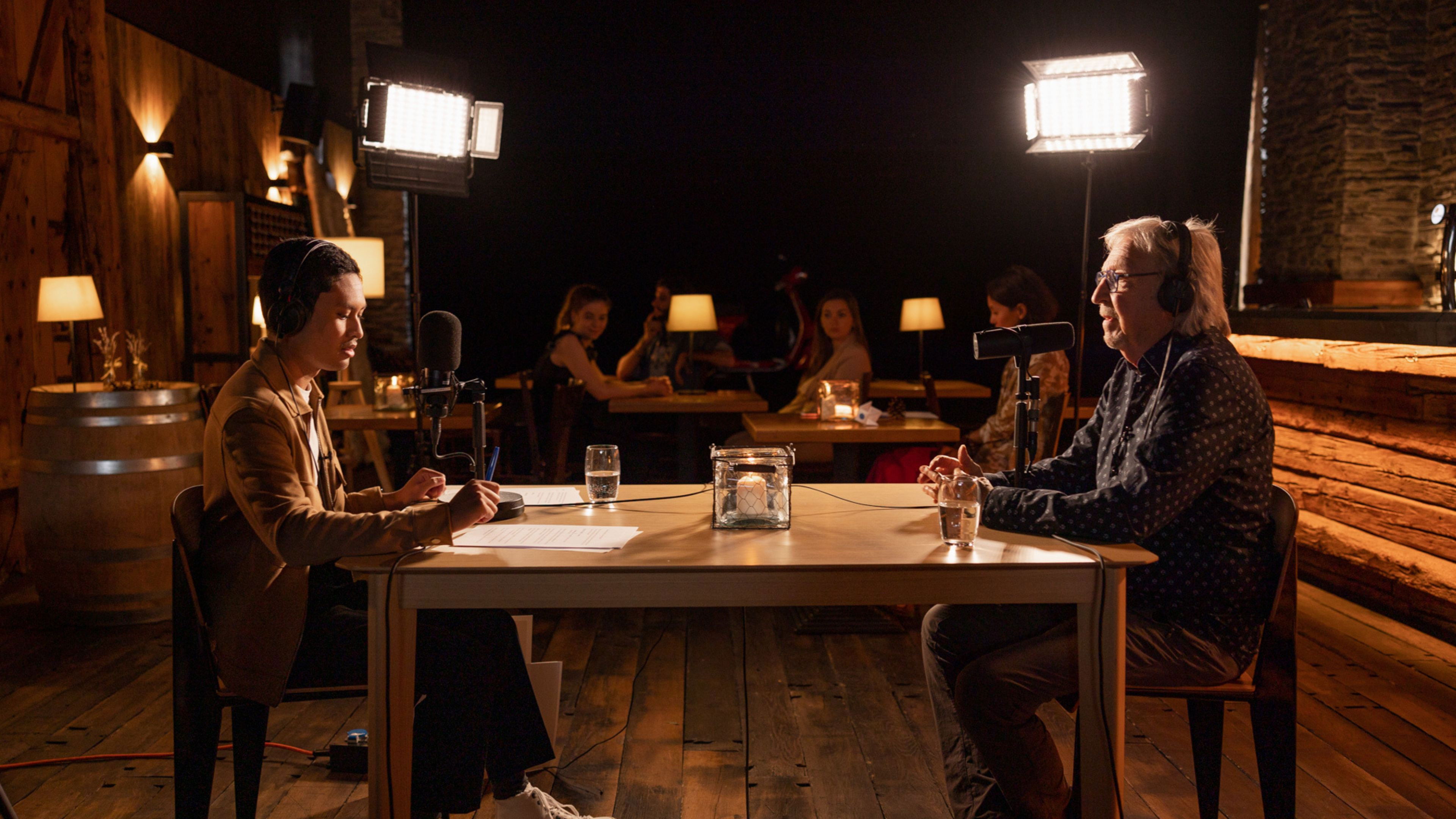 Henri Dès, his retrospective interview Background