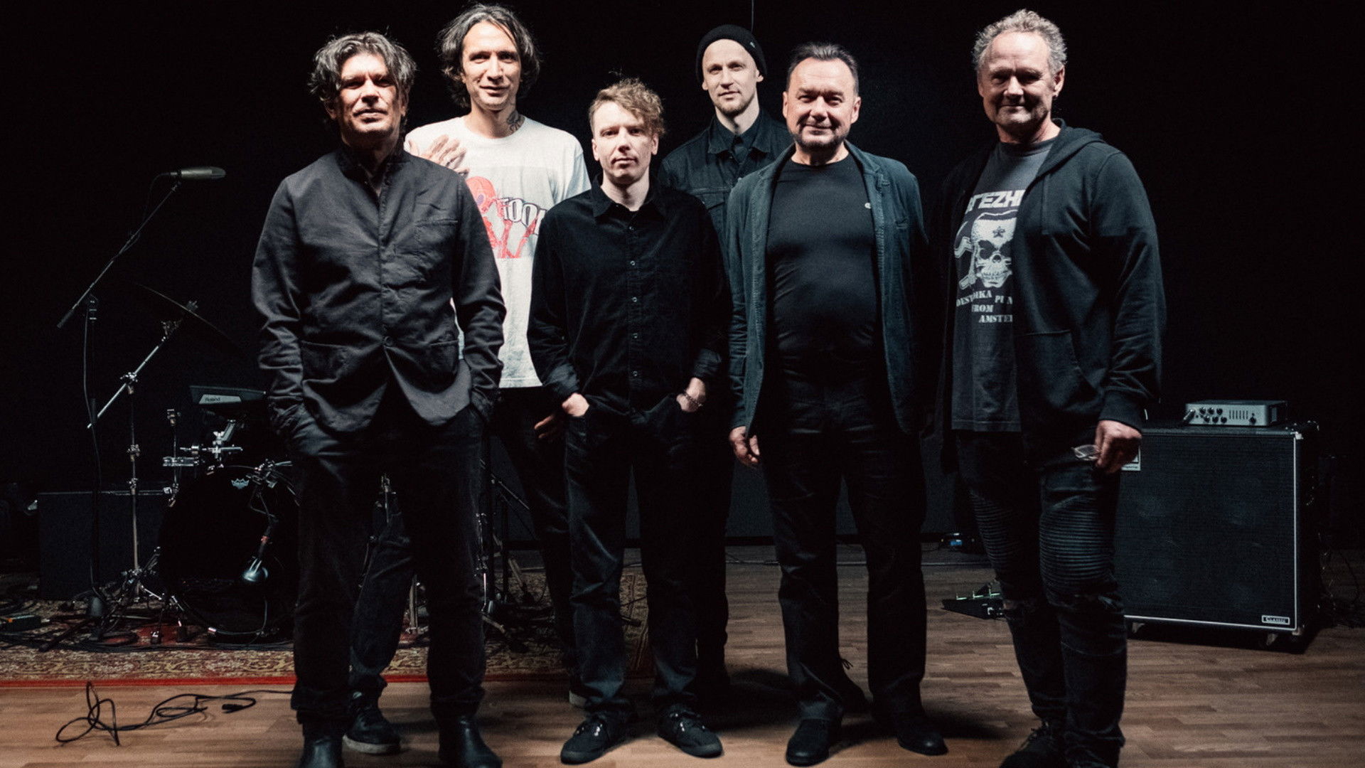 Кино в Севкабеле Background