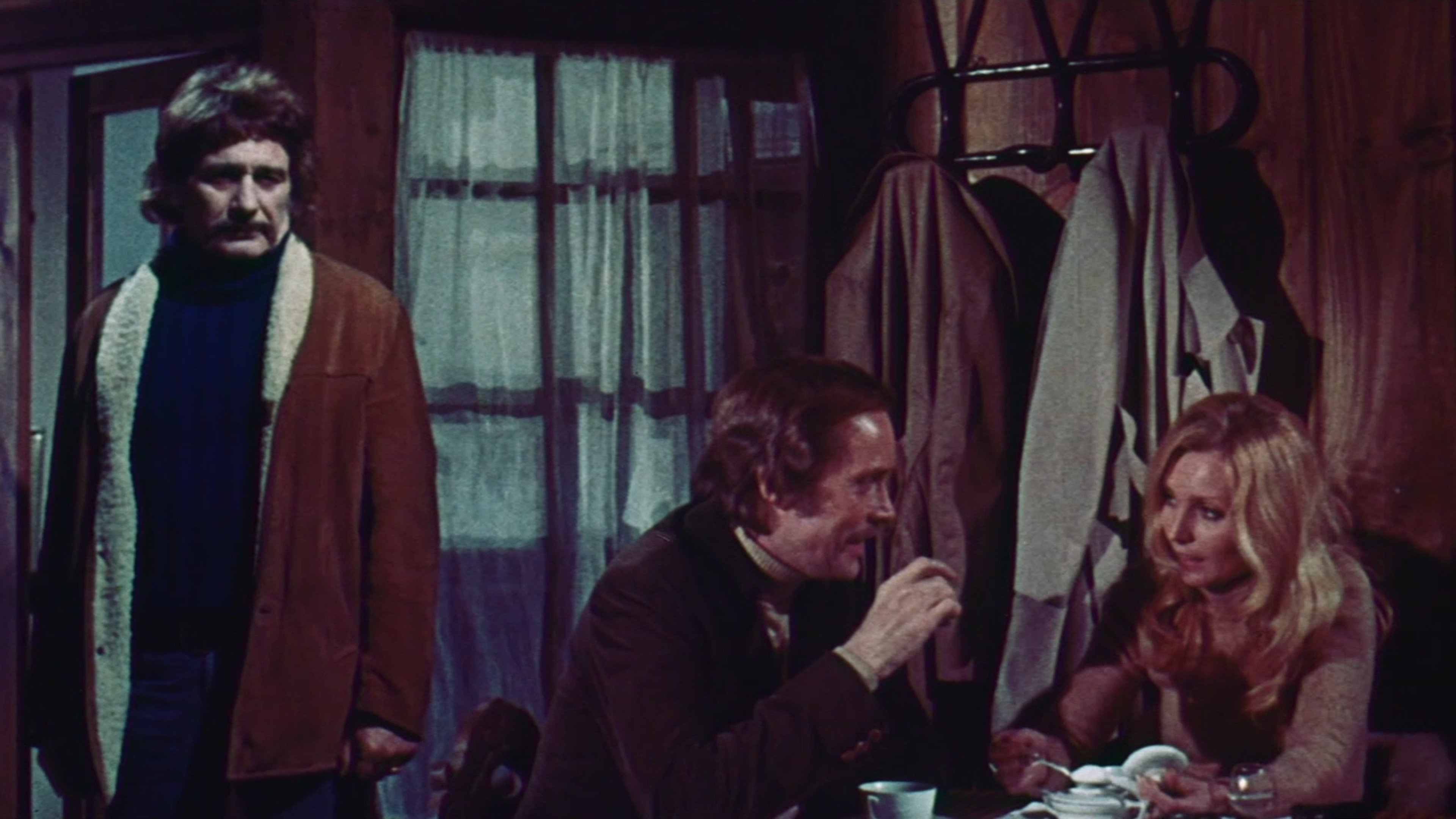 La orgía nocturna de los vampiros Background