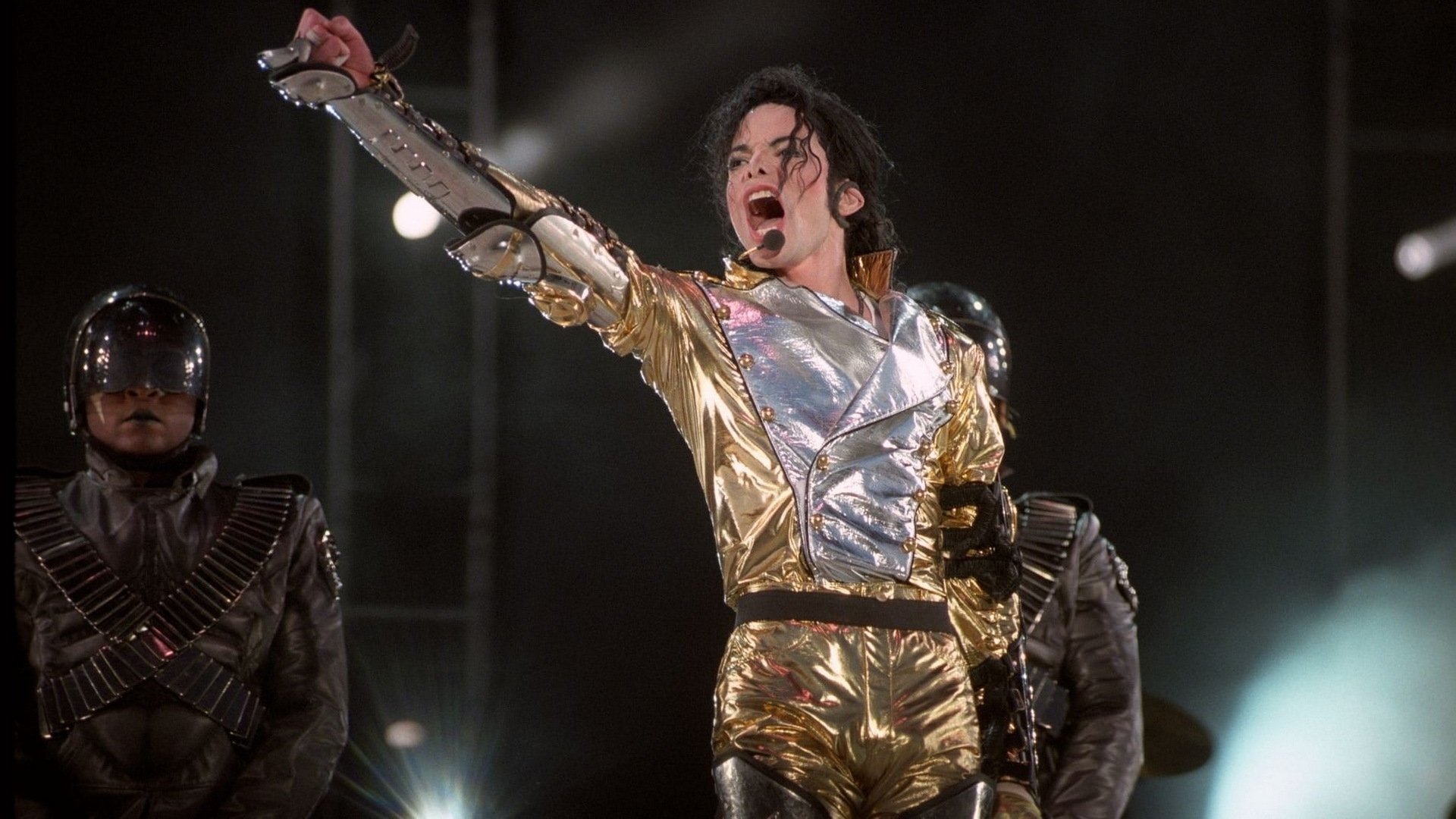 Michael Jackson: HIStory World Tour - Live in Munich Background