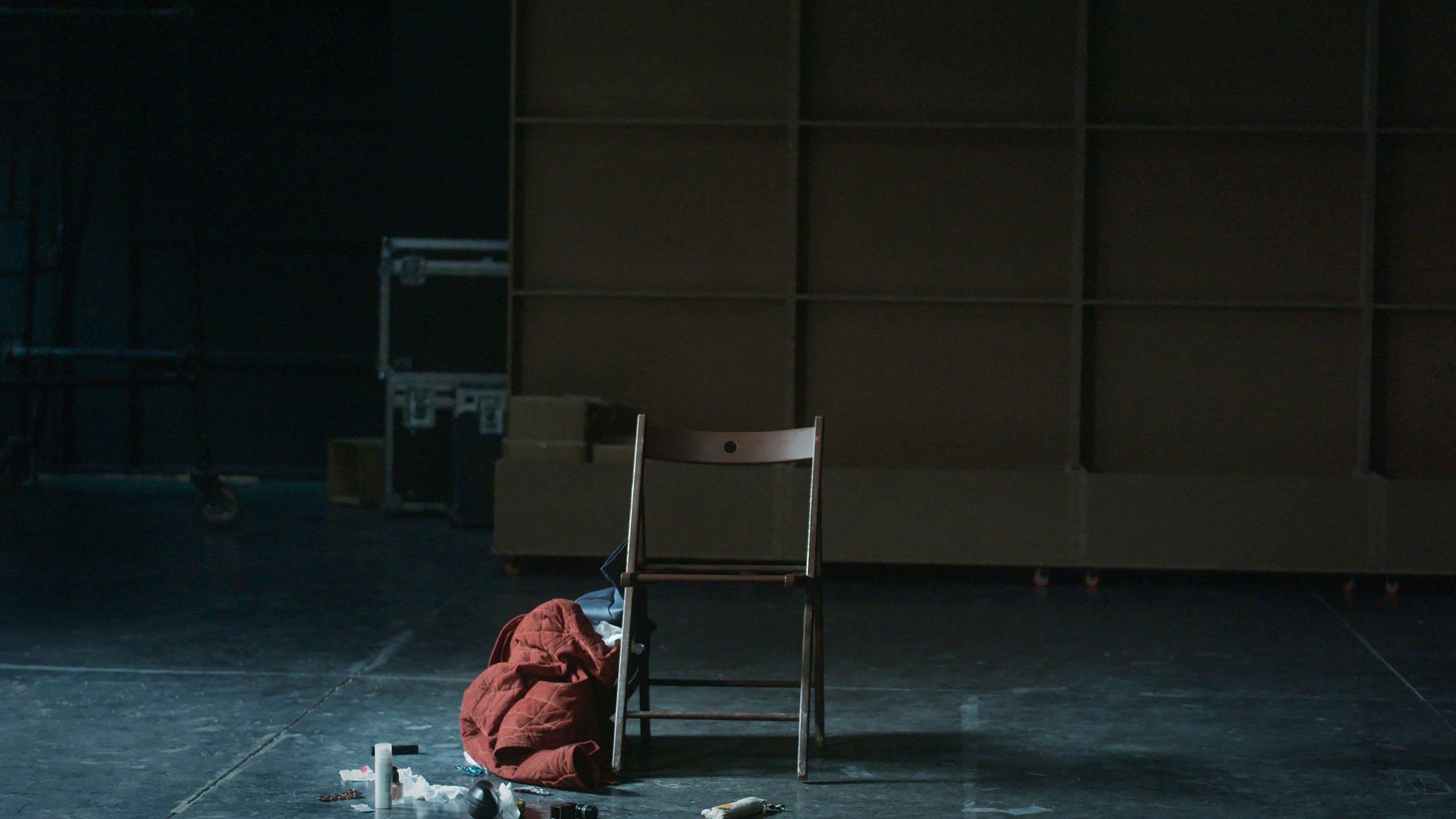 1001 Frames Background