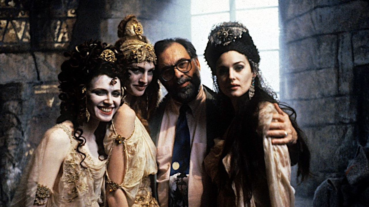 The Blood Is the Life: The Making of 'Bram Stoker's Dracula' Background