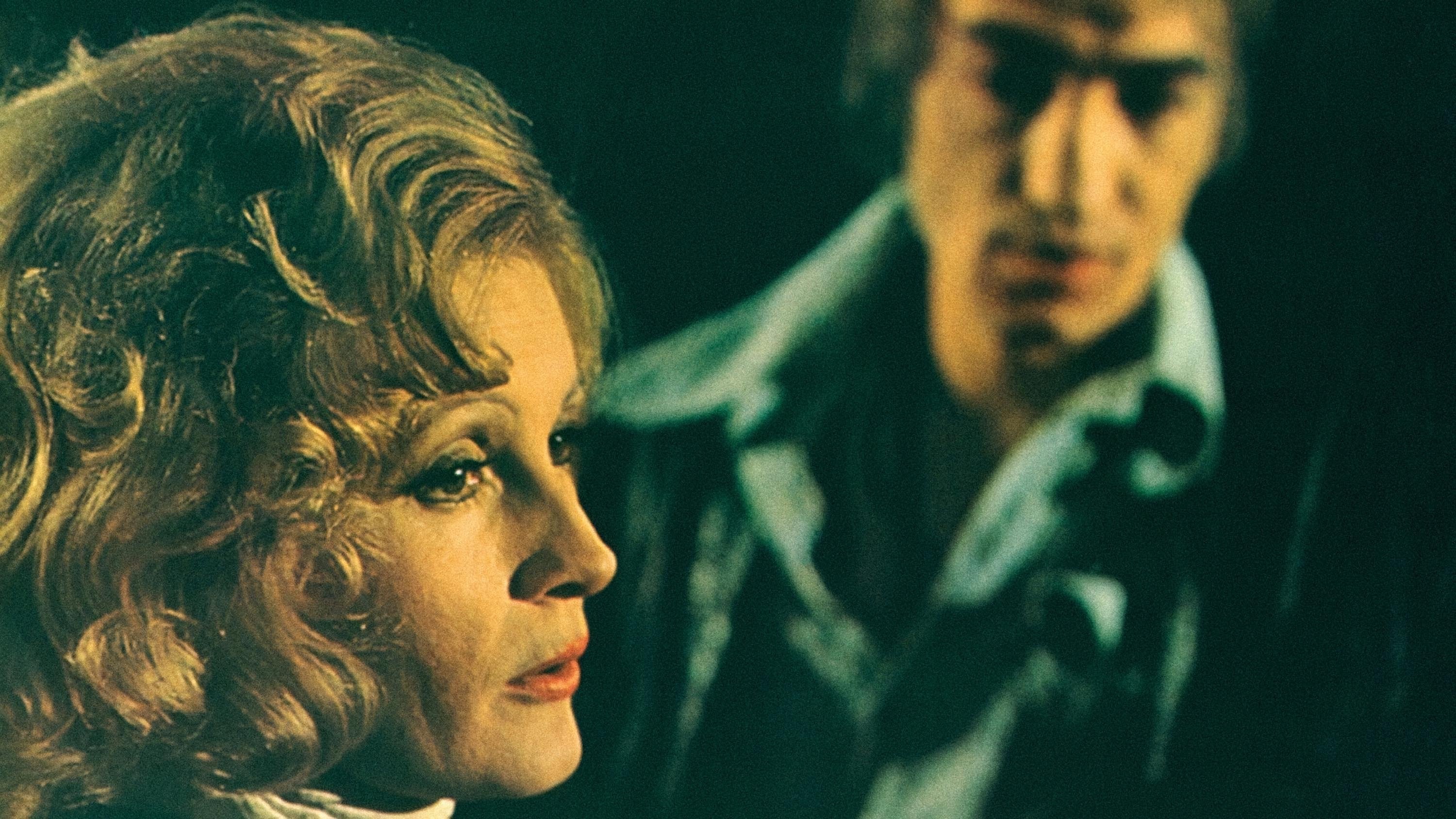 Mother Küsters Goes to Heaven Background