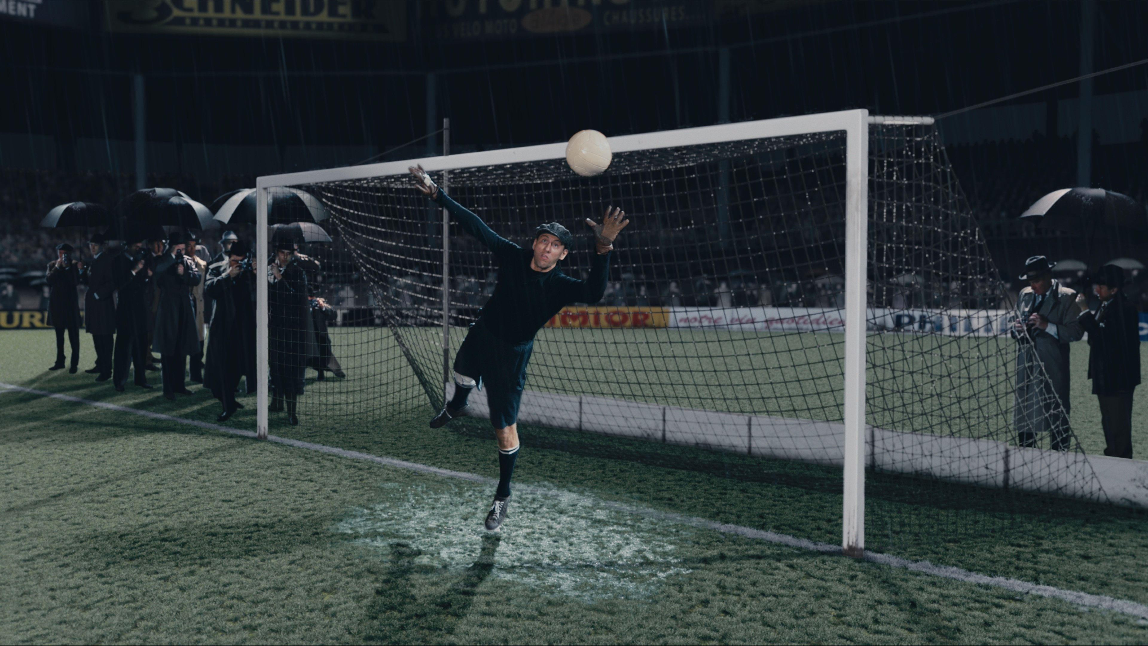 Lev Yashin. The Dream Goalkeeper Background