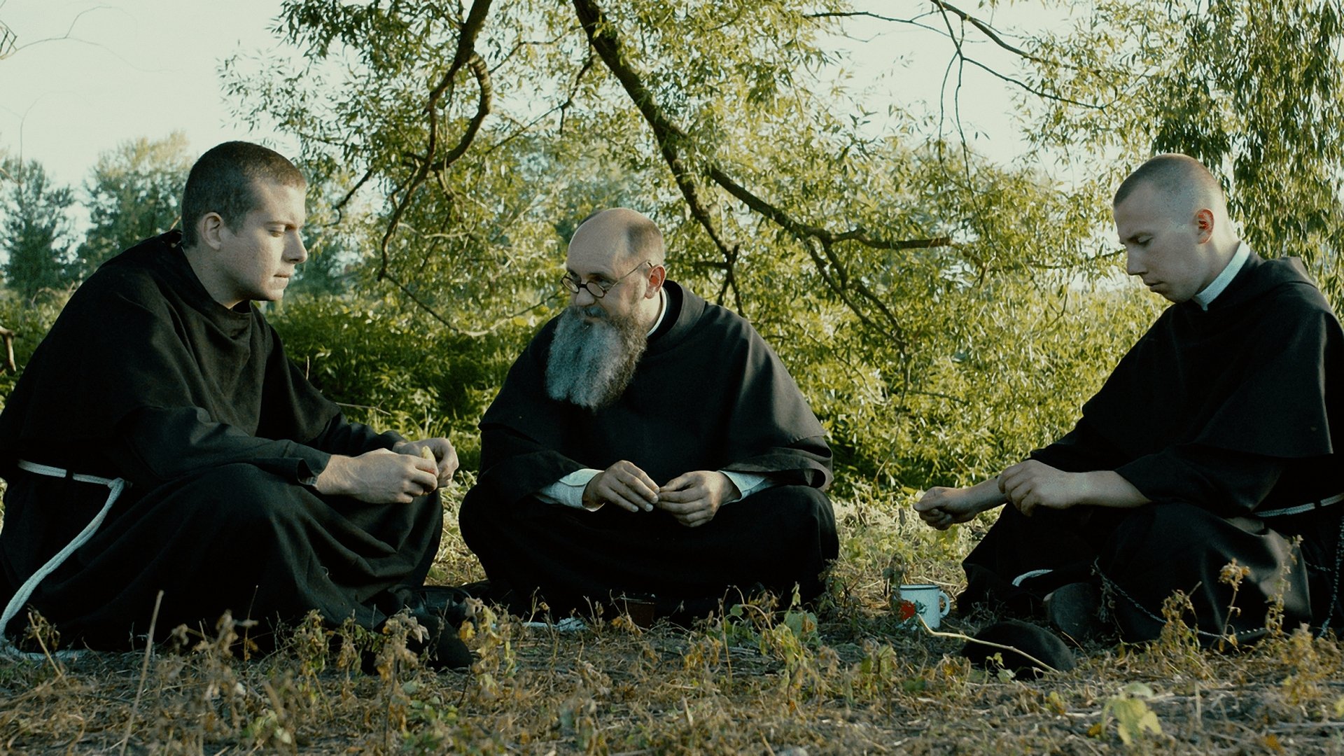 Two Crowns Background