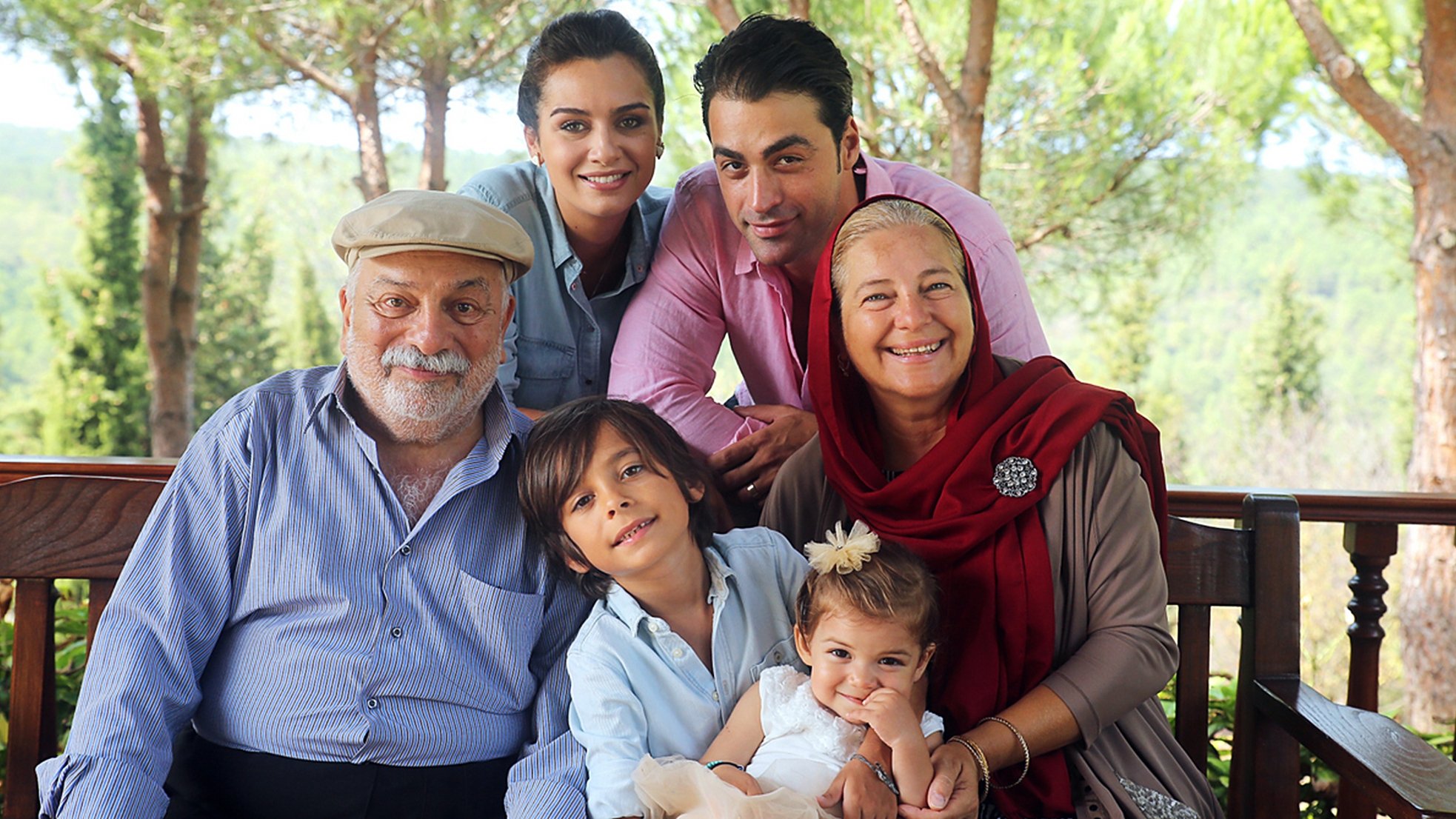 Küçük Ağa Background