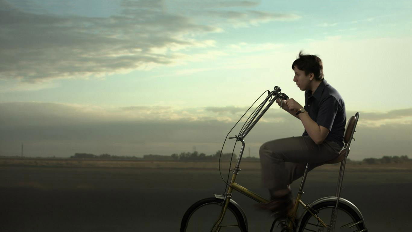 Amor urgente Background