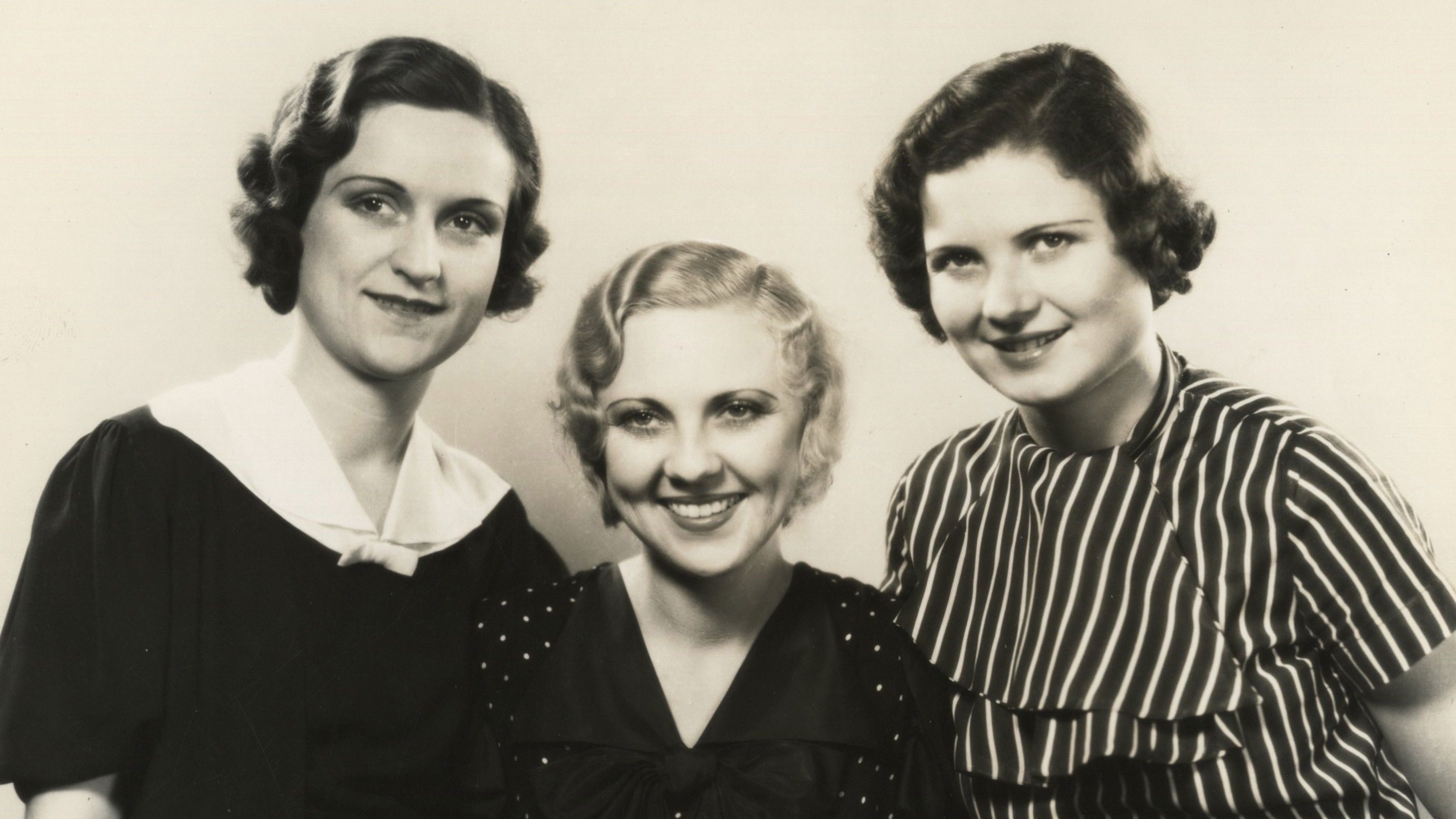 The Sweetheart of Sigma Chi Background