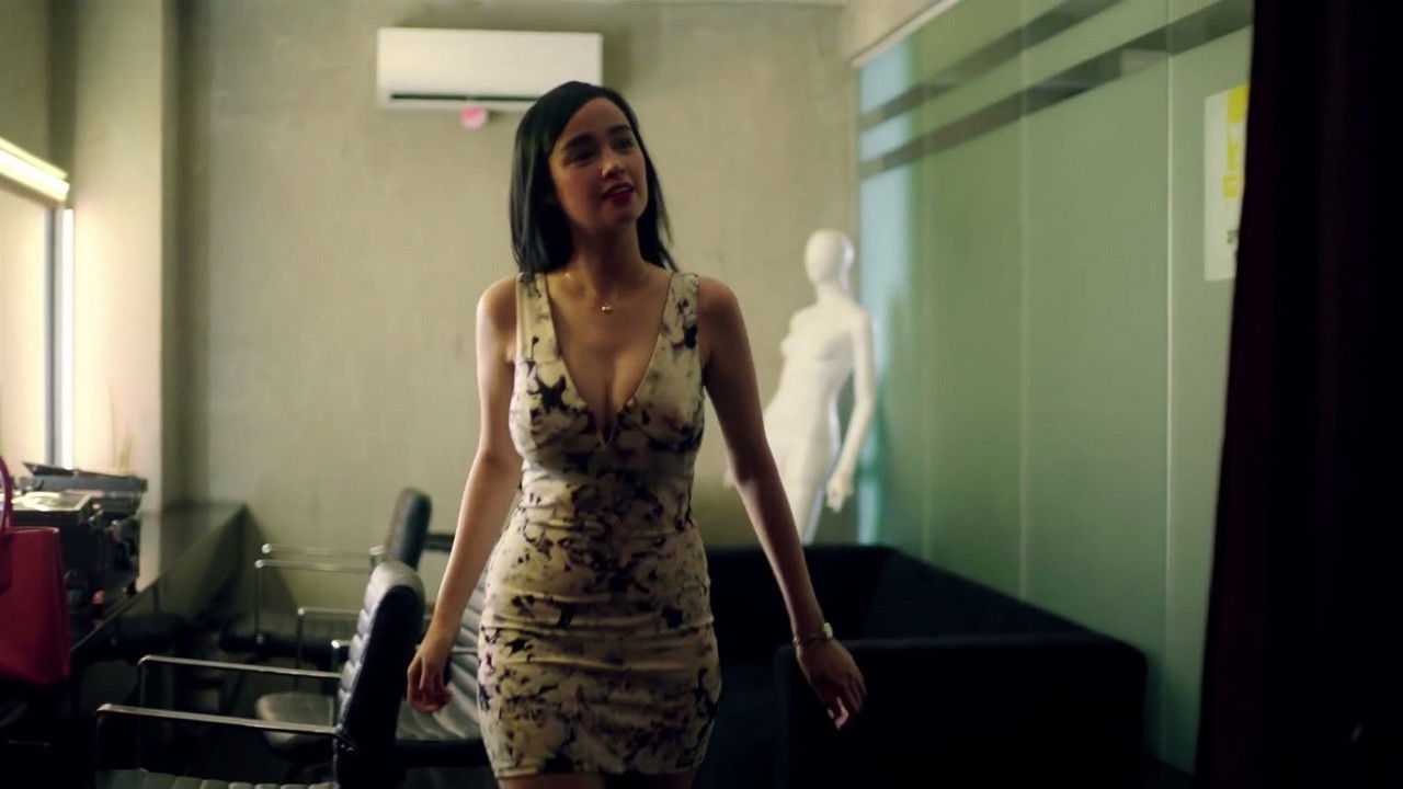 Mang Kepweng Returns Background