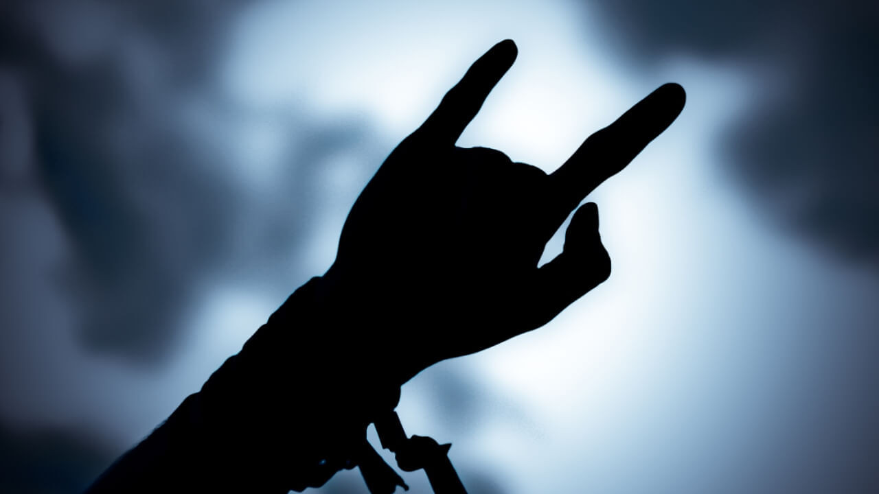 Metal Evolution Background