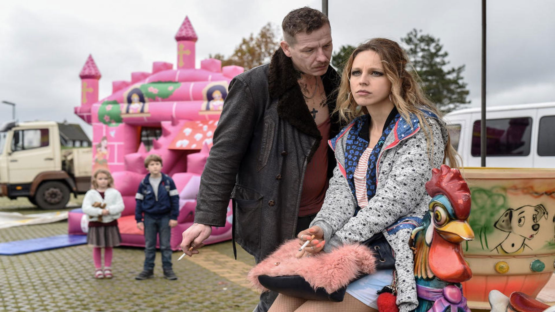 A good mother Background