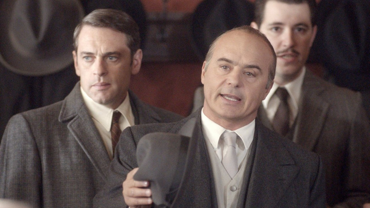 Adriano Olivetti Background