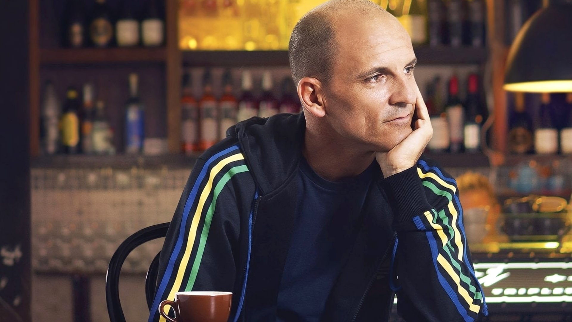 Manny Lewis Background