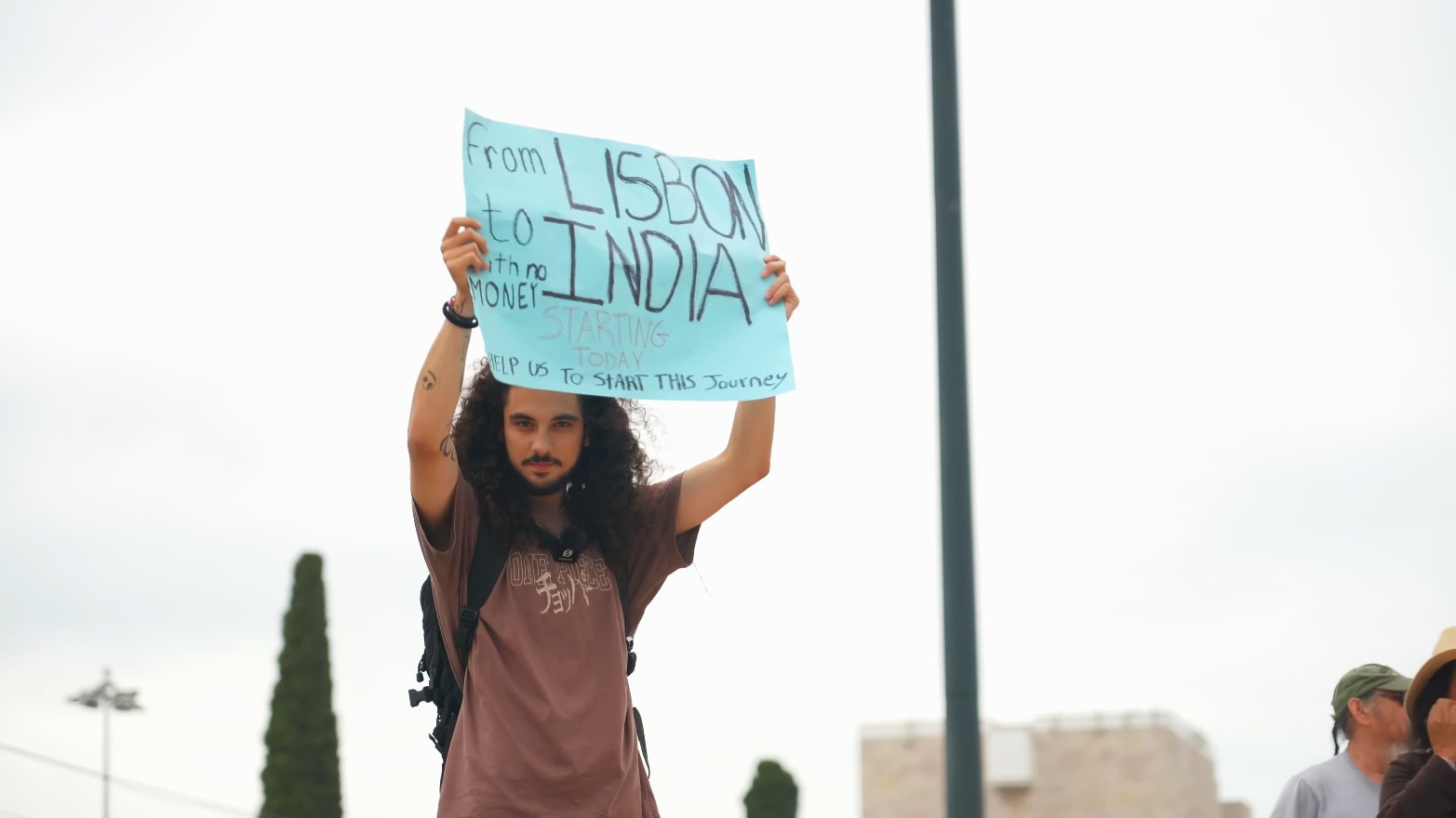 Going From Lisbon To India With No Money Background