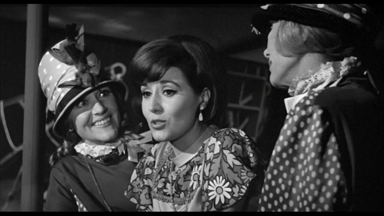 Las locas del conventillo Background