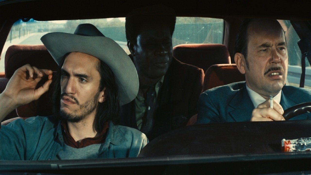 Robert Mitchum Est Mort Background