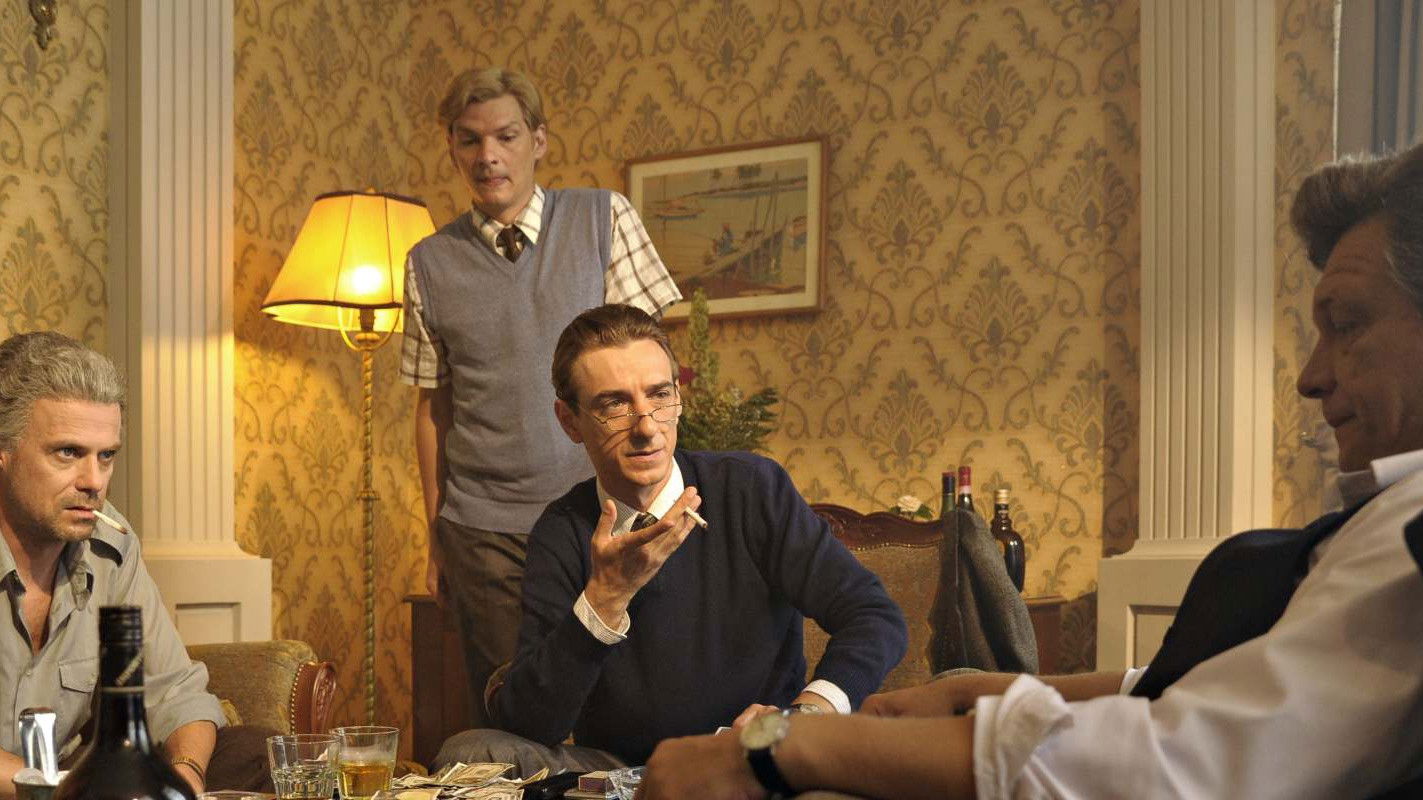 Doctor Ray and the Devils Background