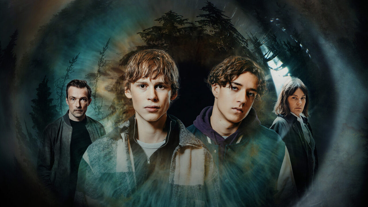 Eyewitness Background