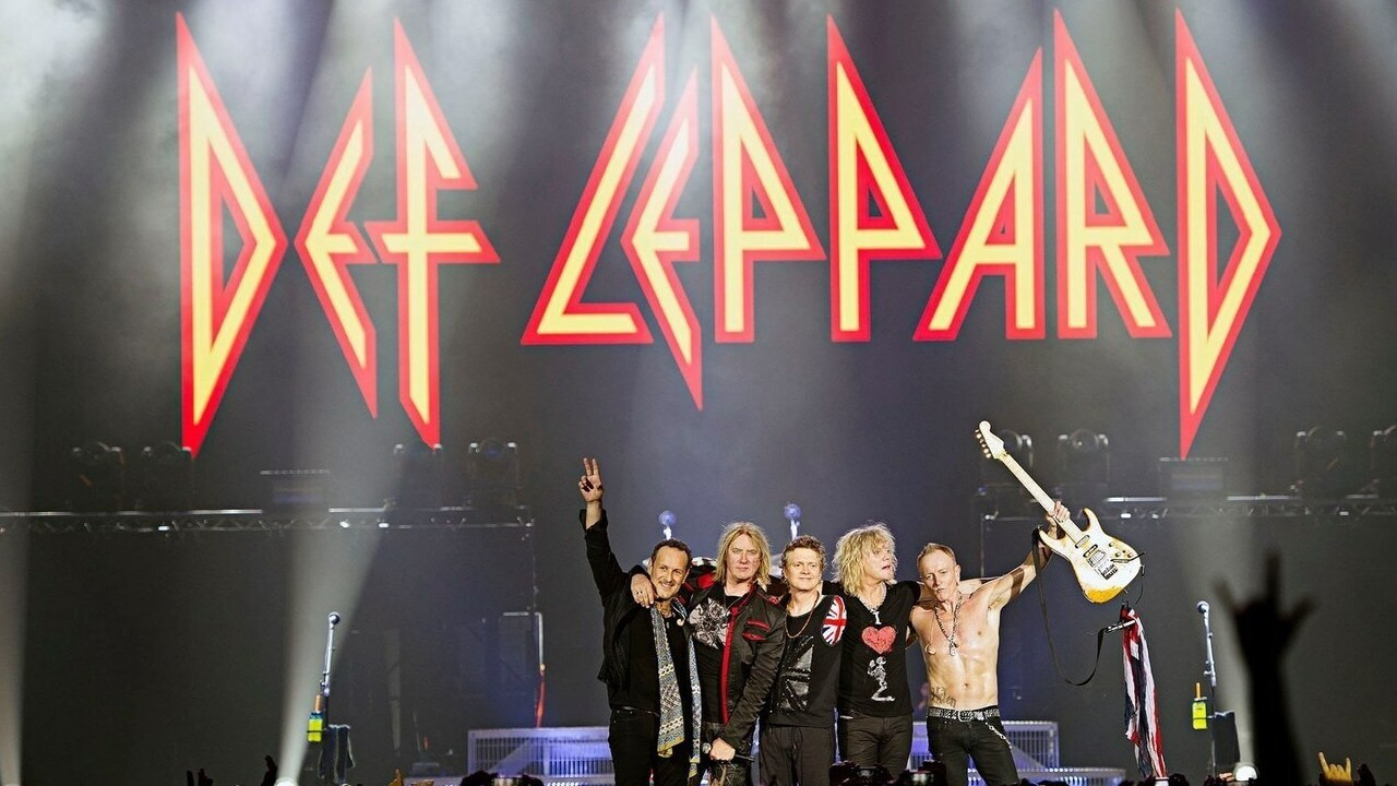 Def Leppard: And There Will Be a Next Time - Live from Detroit Background