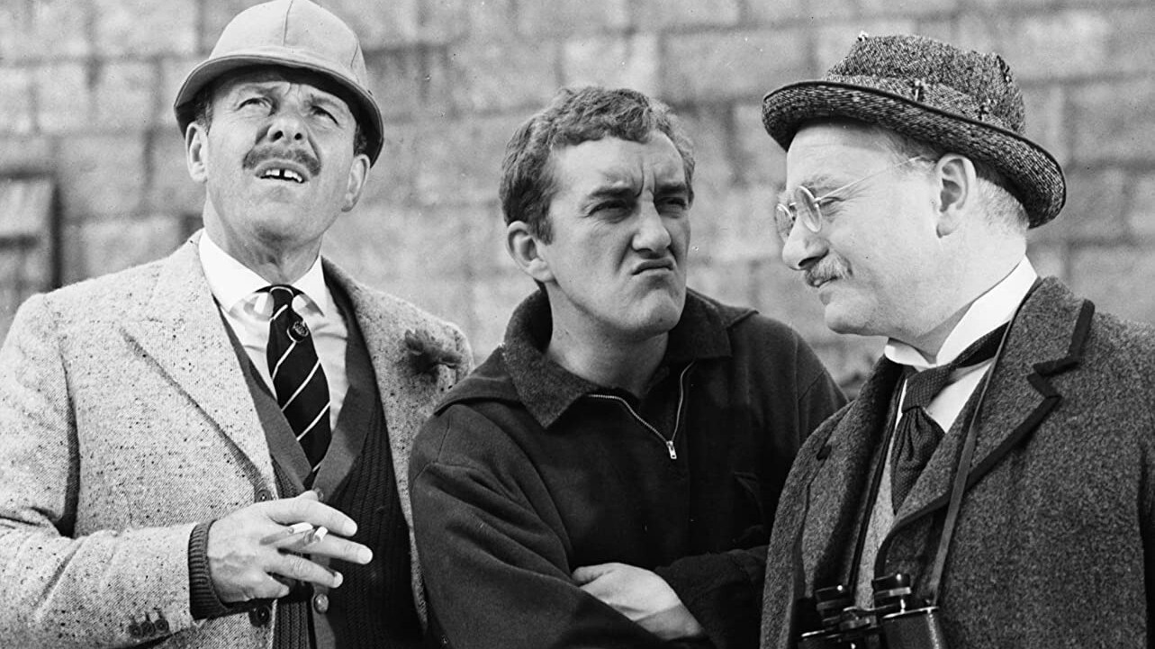 The Mouse on the Moon Background