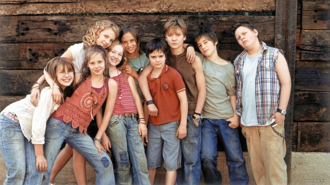 The Wild Chicks Background