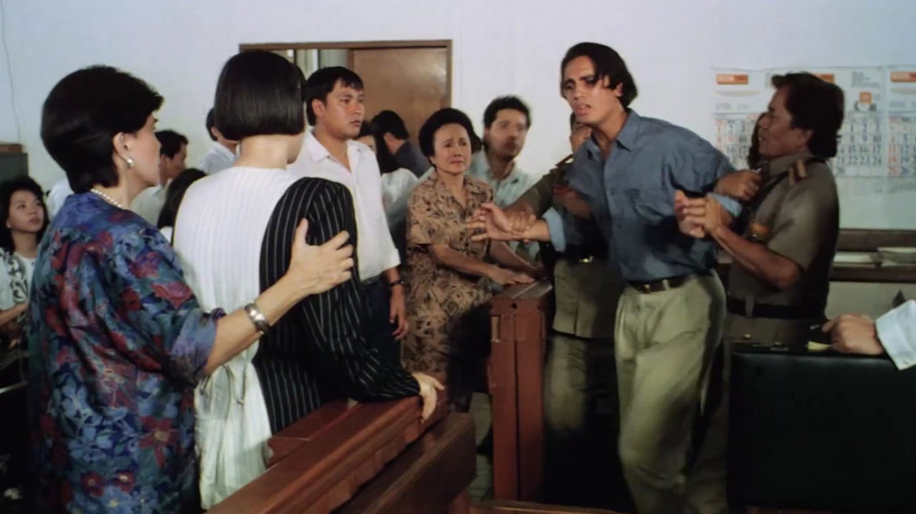 Nagsimula sa Puso Background