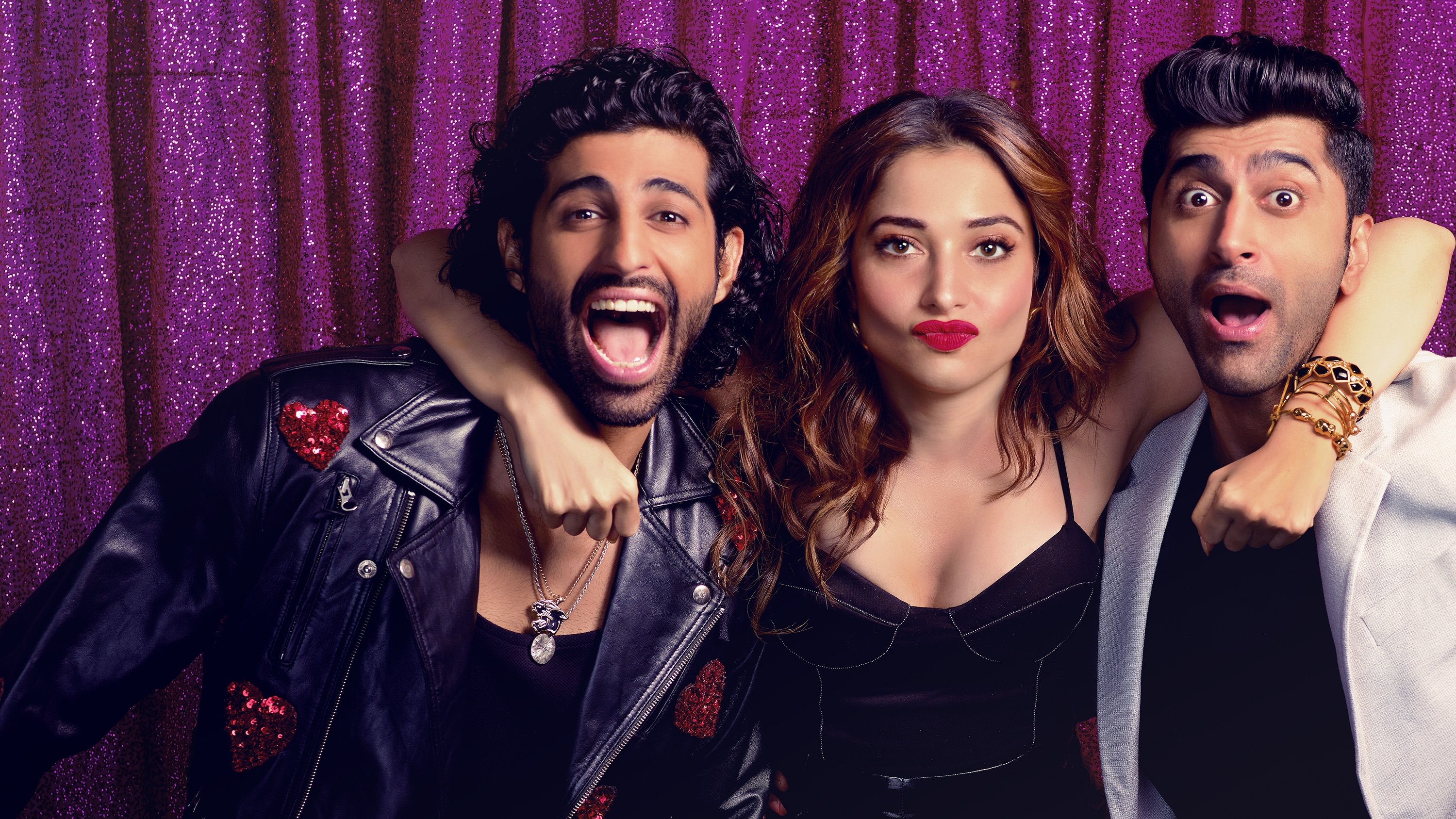 Jee Karda Background