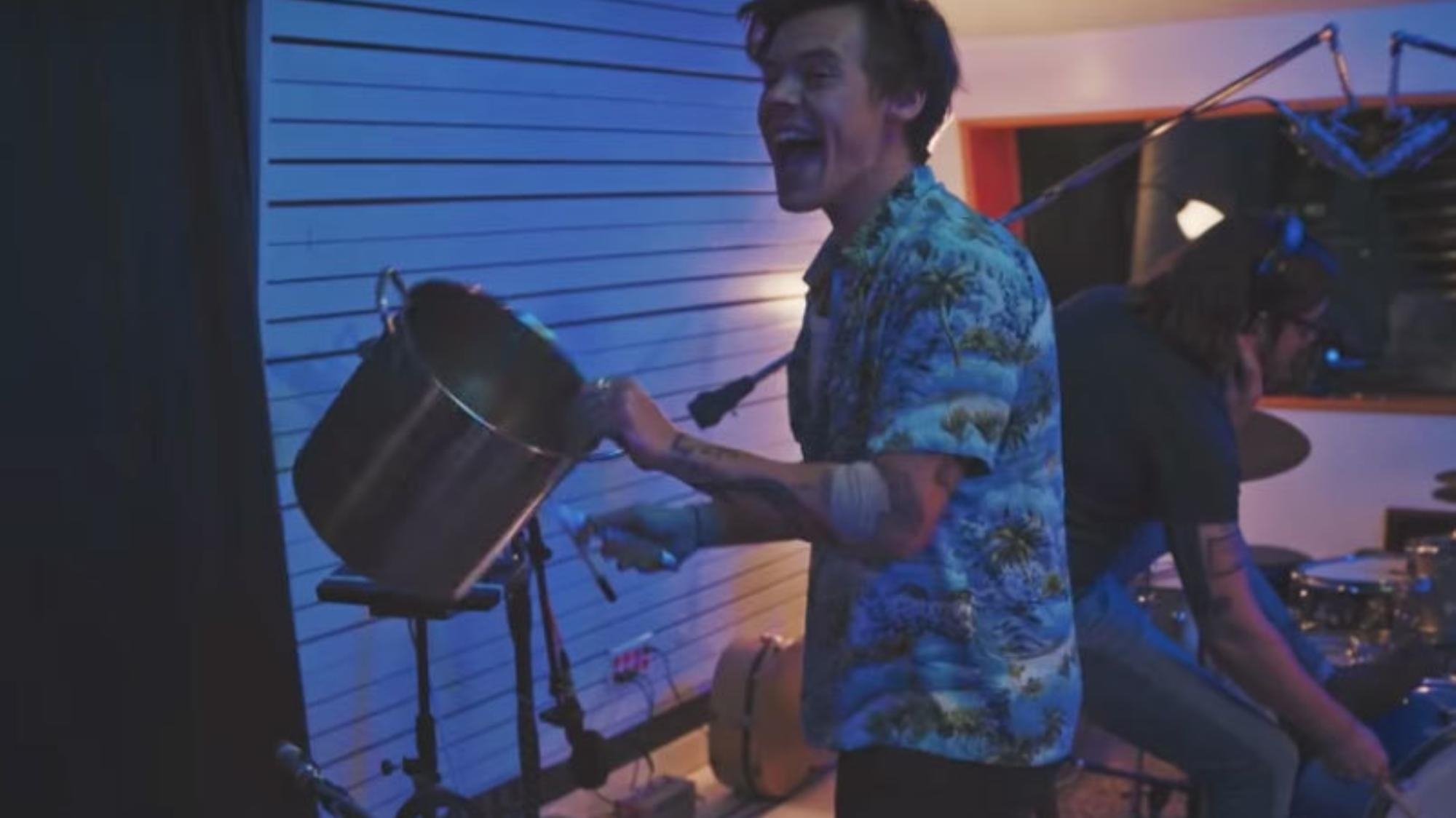 Harry Styles: Behind the Album Background