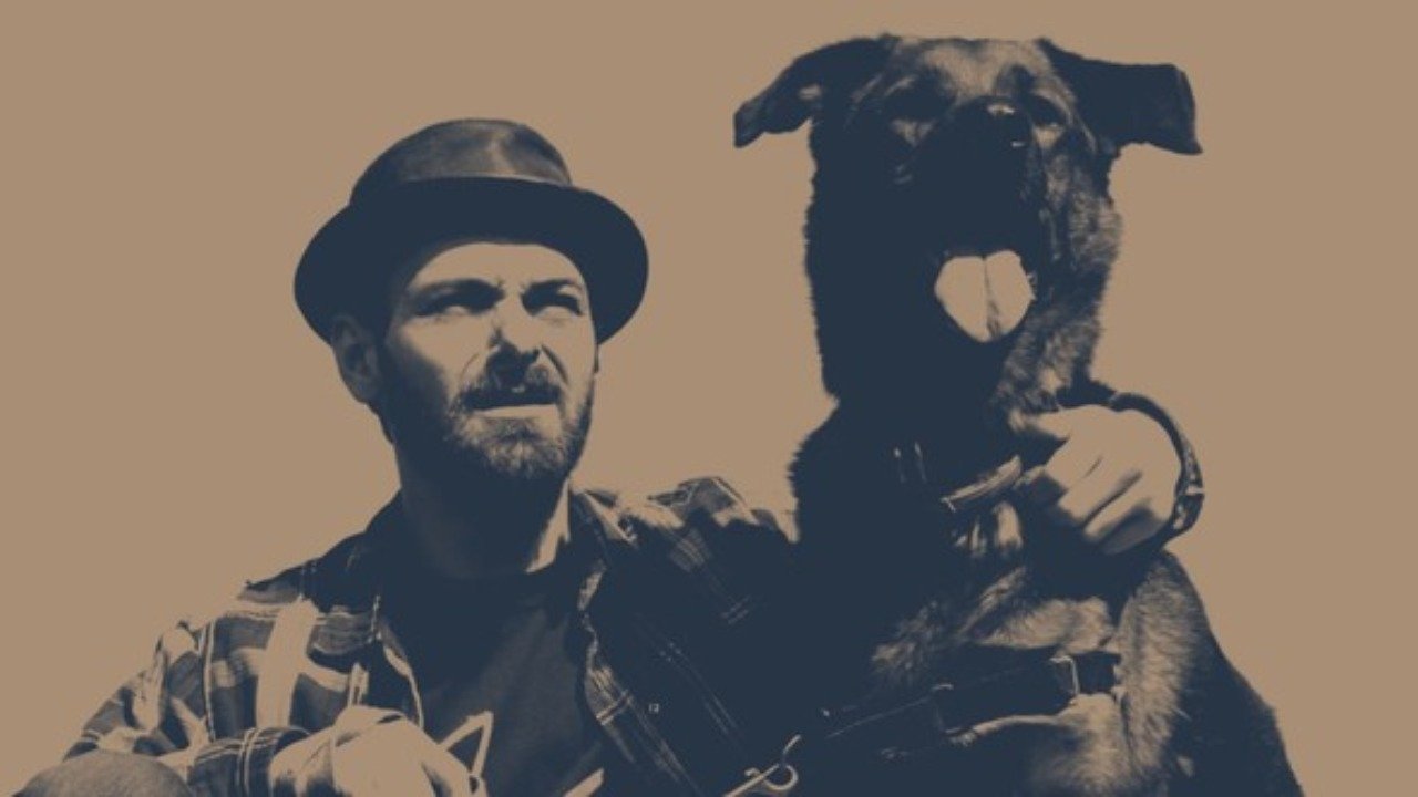 Moroun Mountain Lake Background