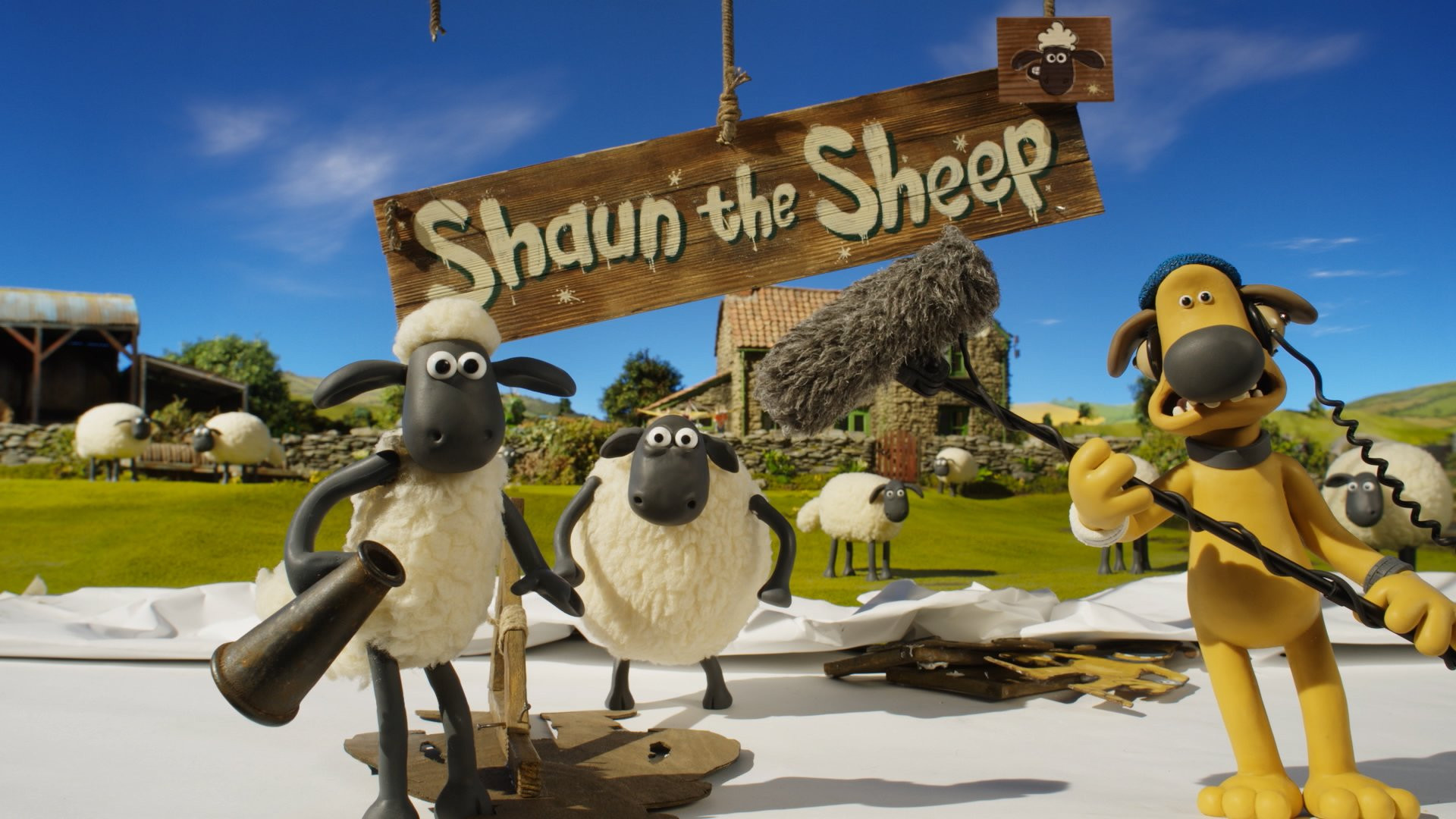 Shaun the Sheep: Mossy Bottom Shorts Background