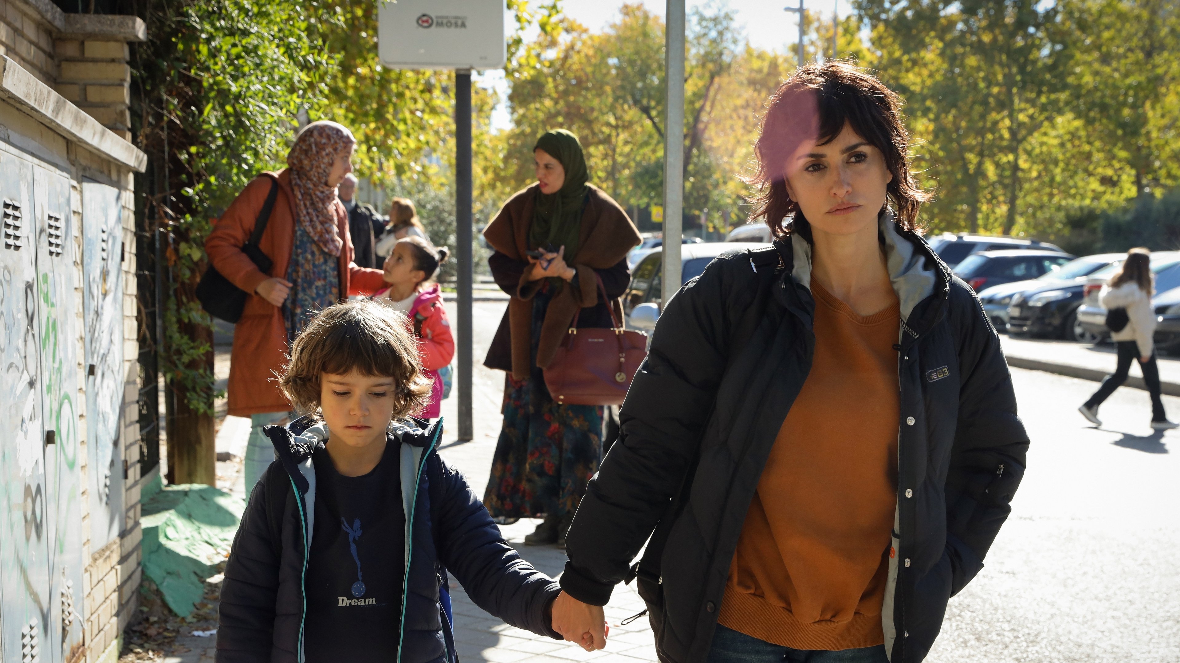 En los márgenes Background